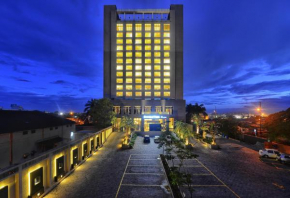 Отель DoubleTree By Hilton-Pune Chinchwad  Пунe